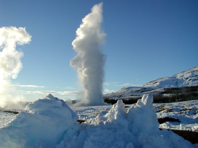 Geysir hot spring in winter