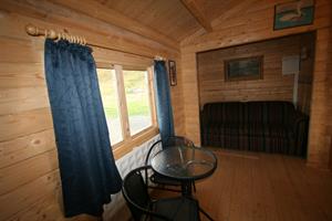 Double room with private bathroom
in a cottage